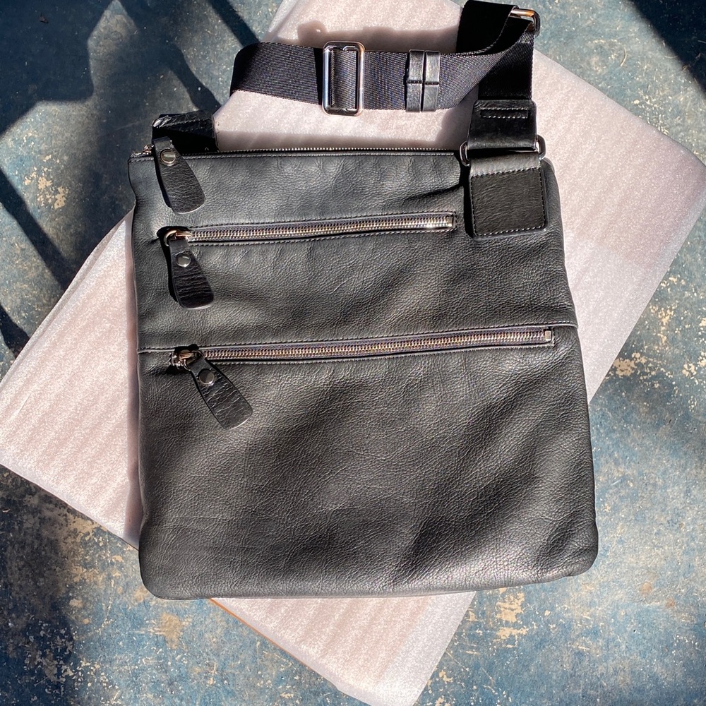 Margot Dark Green Pebbled Genuine Leather Double Zip Crossbody Bag Messenger
